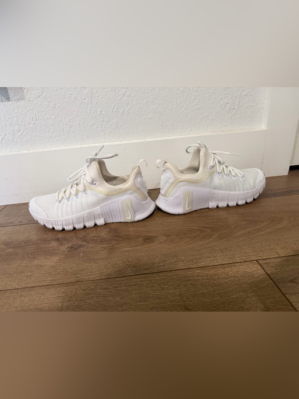 Nike White Metcon